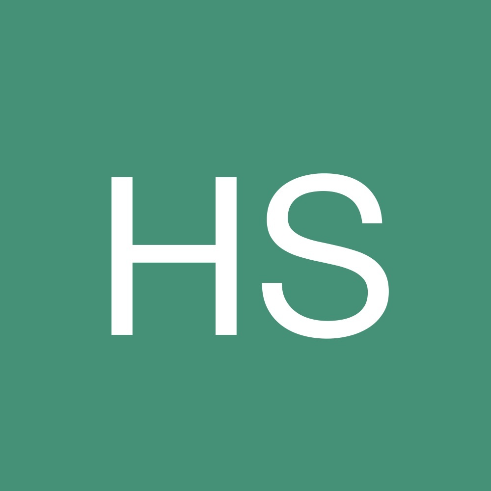 Meet your Posher, Hollis